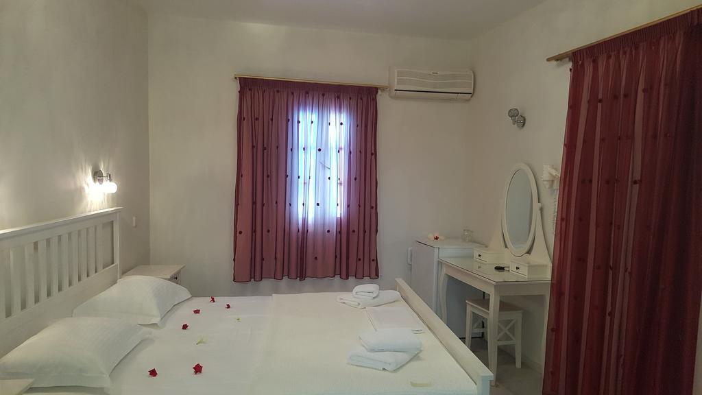 Hotel Sagterra Naxos City Экстерьер фото