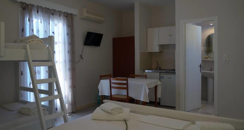 Hotel Sagterra Naxos City Экстерьер фото