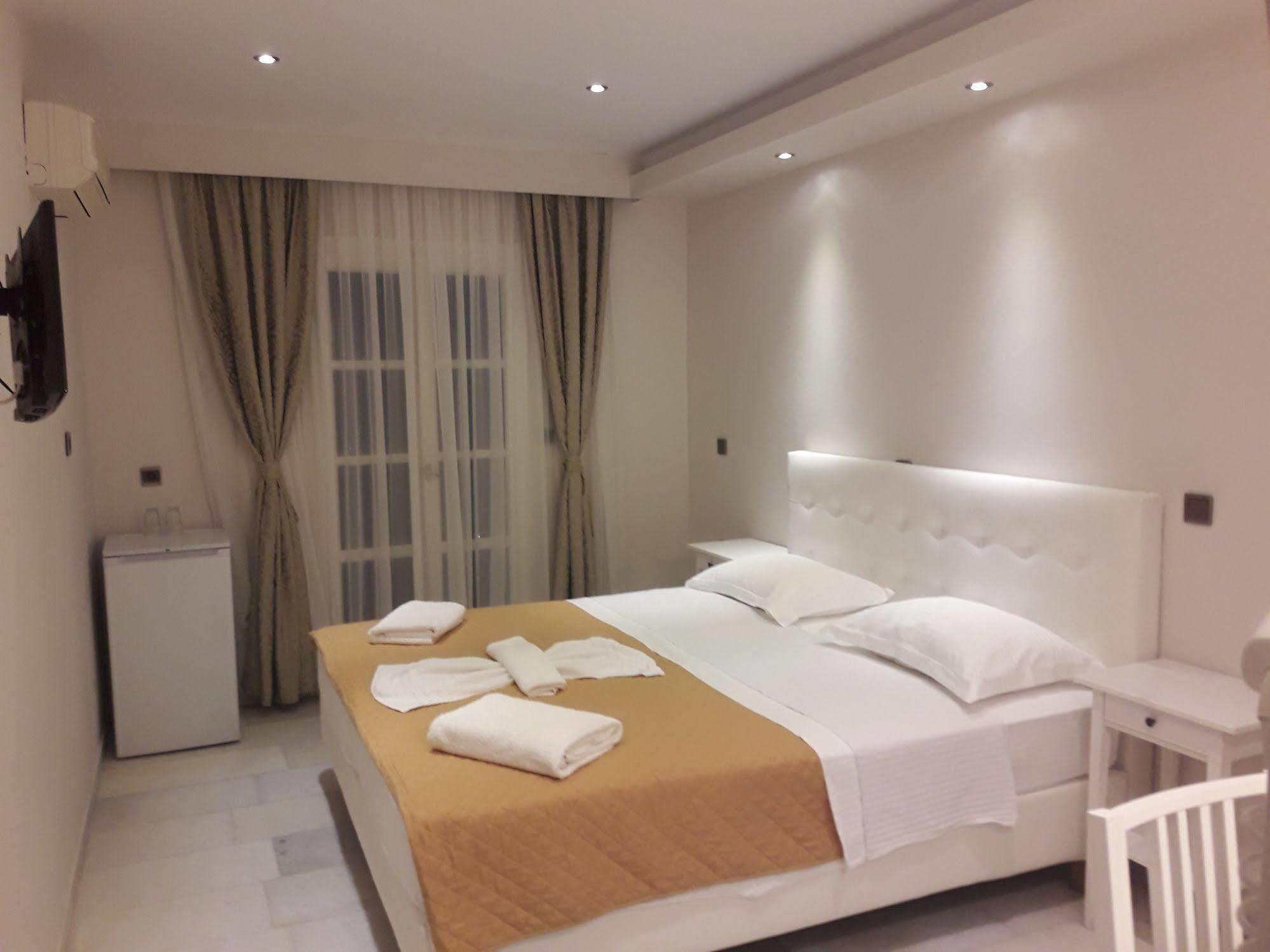 Hotel Sagterra Naxos City Экстерьер фото